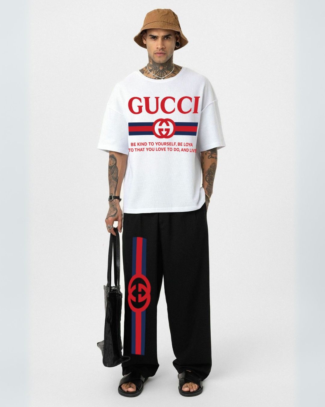 MEN'S GUCCI FLAG CORDS WHITE AND BLACK