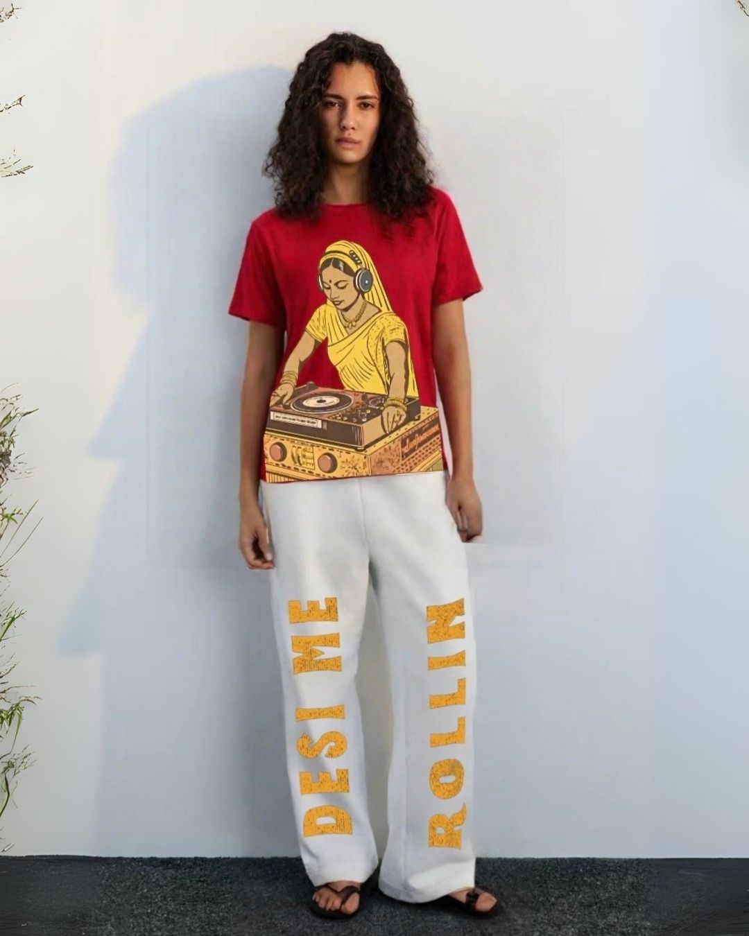 WOMEN'S DESI BOLD CORDSET (RED AND WHITE)