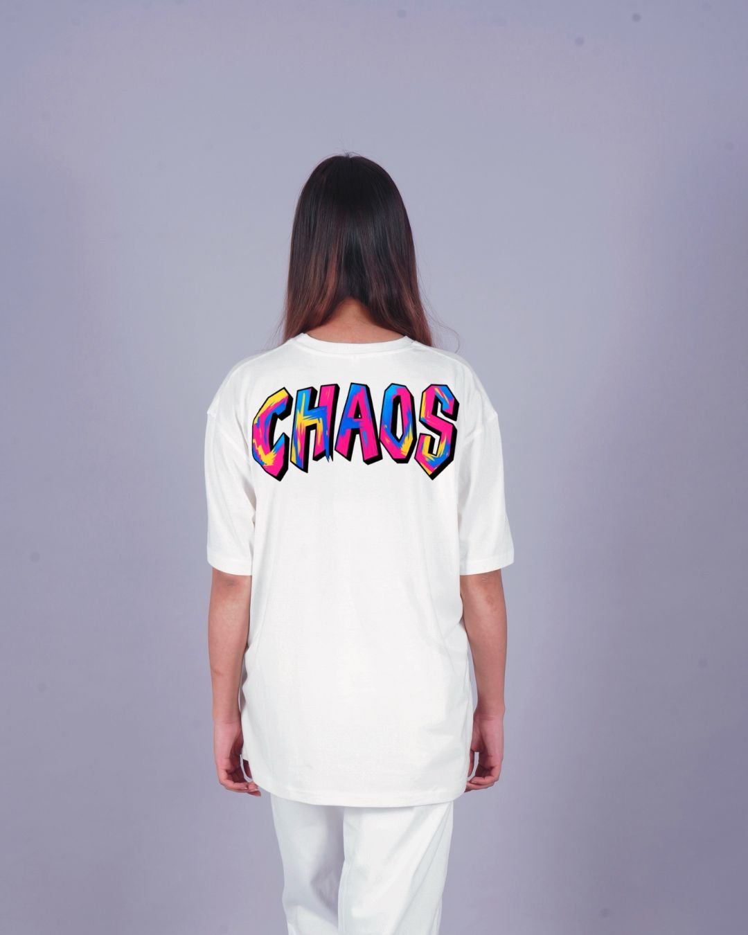 WOMEN'S STREET TOM OVERSIZED TEE (WHITE)