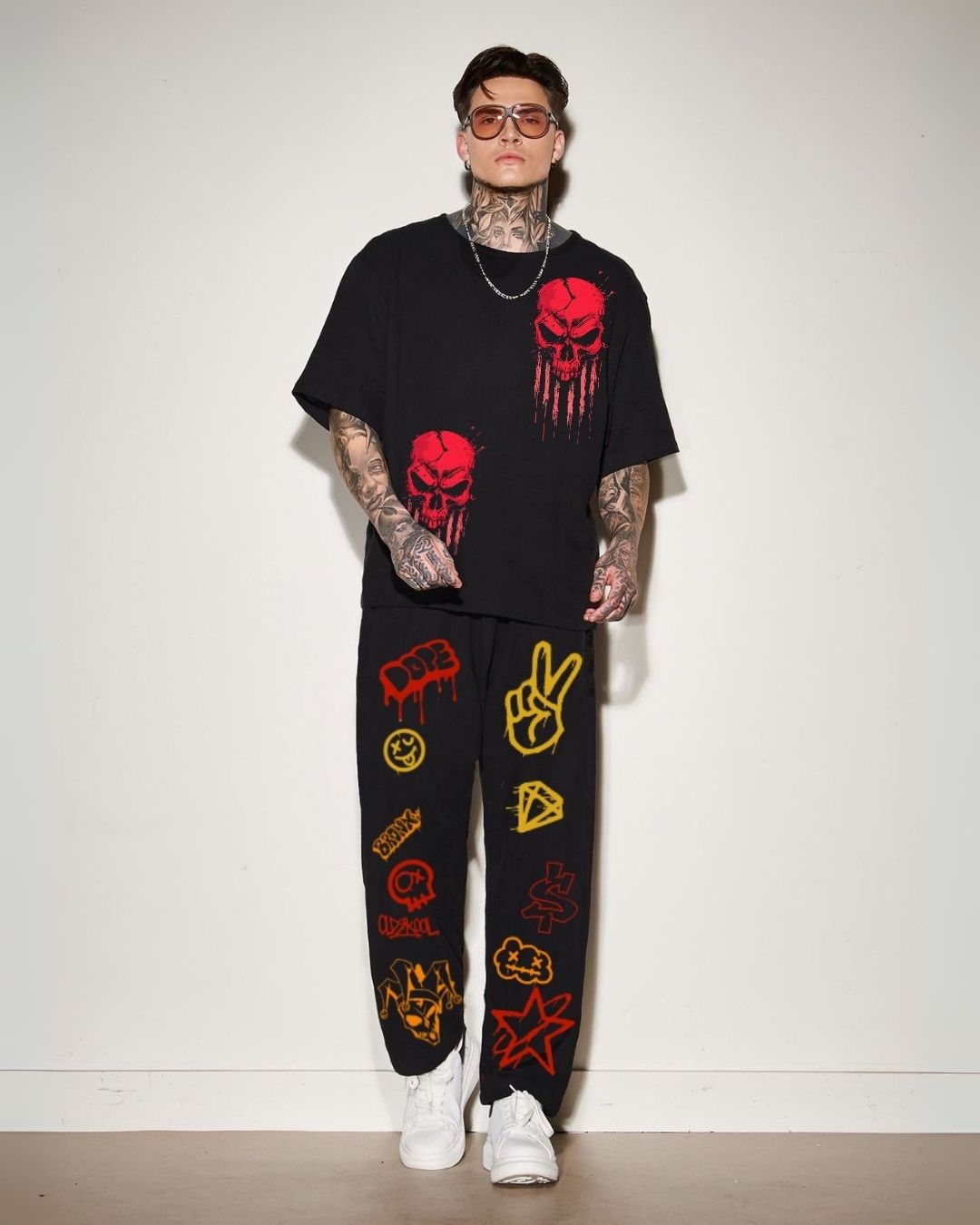 MEN'S HELLMARK CORDS (BLACK AND BLACK)