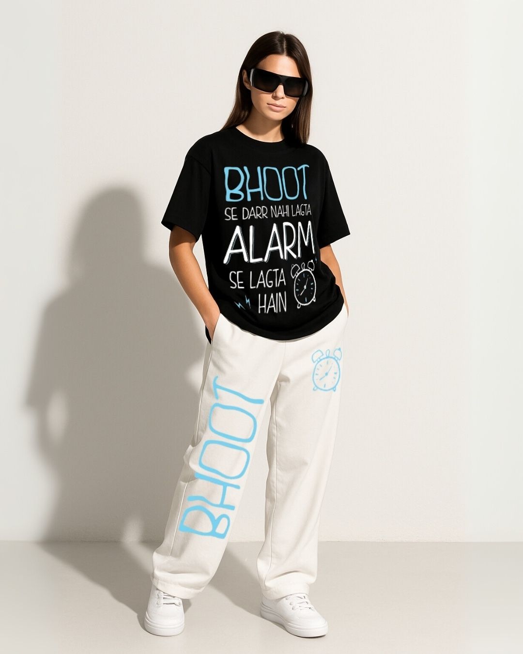 WOMEN'S ALARM ATTACK CORDS ( BLACK AND WHITE )