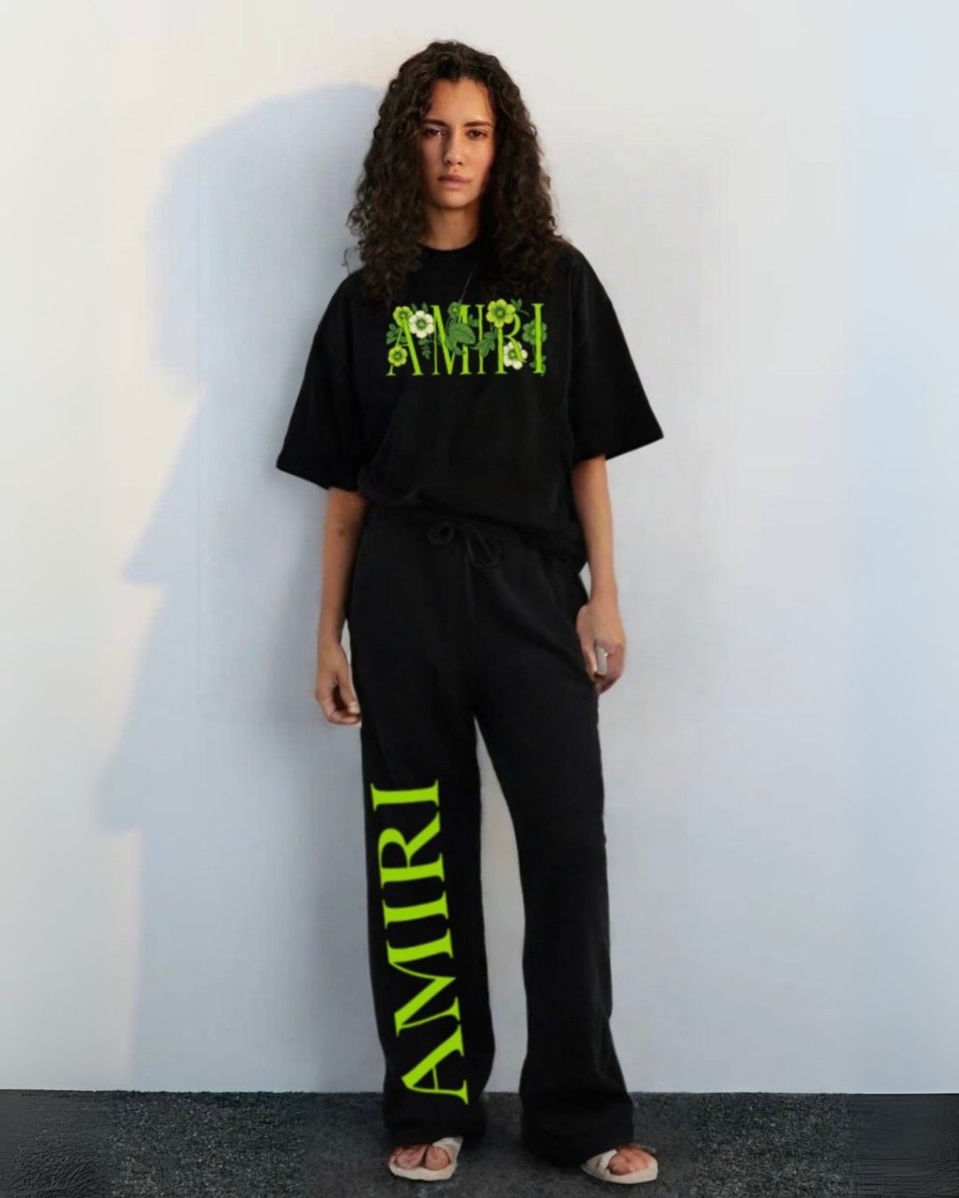 WOMEN'S FLORA AMIRI CORDS (BLACK AND BLACK)