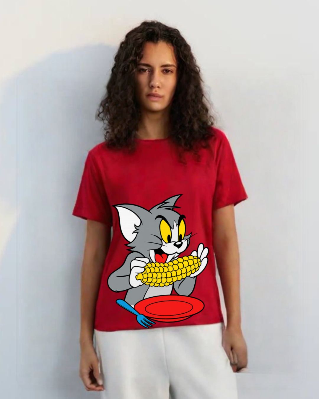 WOMEN'S STREET TOM OVERSIZED TEE (RED)